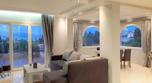 Sunshine Home 3 with Sea View, Забронировать Отель Керкира 