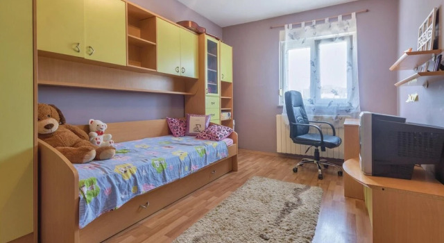 Beautiful Home in Pula With Wifi and 3 Bedrooms, Reserva ahora Hotel Hoteles en Pula con aparcamiento, Aparcamiento