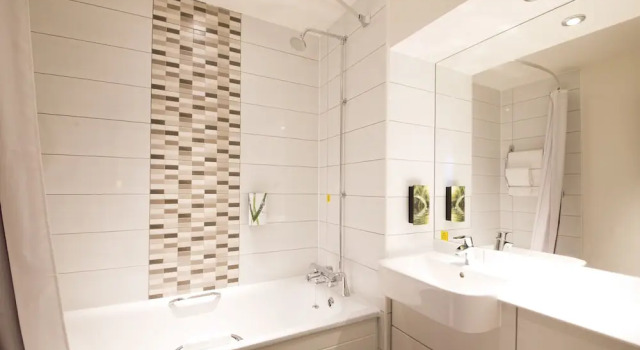 Трёхместный семейный номер Standard Premier Inn St Andrews