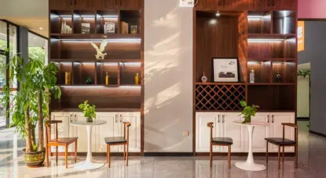 IU Hotel (Wanda Plaza, Hezhou)