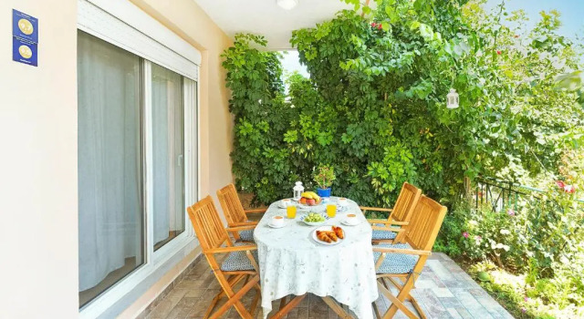 Коттедж Markellas House