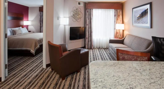 Люкс GrandStay Residential Suites Hotel