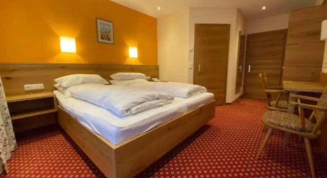 Двухместный номер Standard с балконом Hotel-Pension Strolz