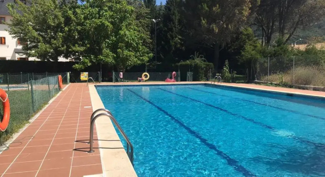 Los Valles 4, Rezervasyon Otel Formigal havuzlu oteller, Yüzme Havuzu