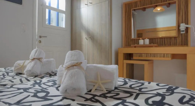 Апартаменты с видом на море Adonis Rooms
