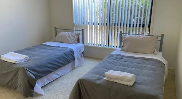 Beautiful 5 bedroom house in Jervis Bay