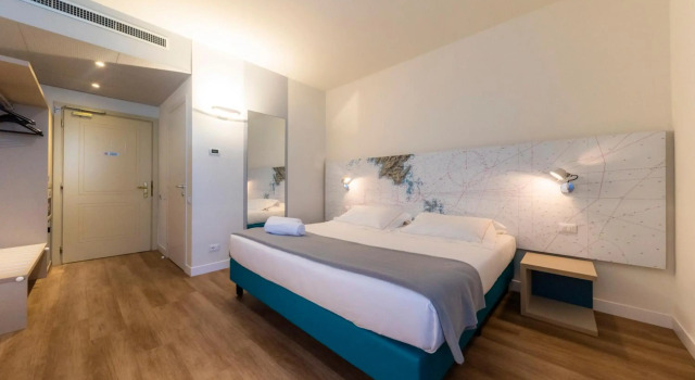Airport Hotel