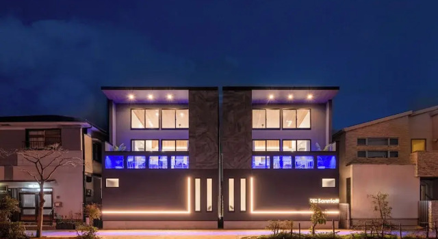 Universal front villa Sanrriott, Забронировать Вилла Отели Осаки с парковкой, рядом с Студия Юниверсал, Парковка