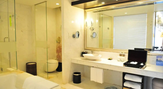Двухместный номер Classic InterContinental Dalian by IHG