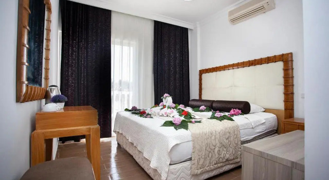 Двухместный номер Superior London Hotel