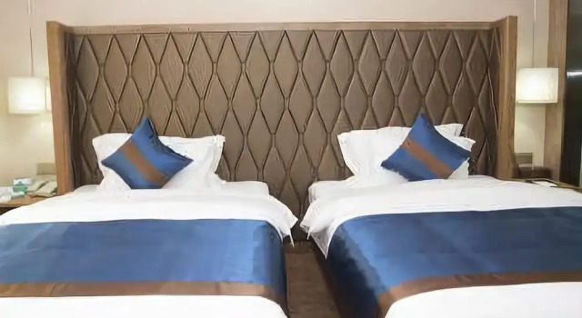 Carnival Fashion Hotel, Buchen Sie Hotel Huangshi Hubei