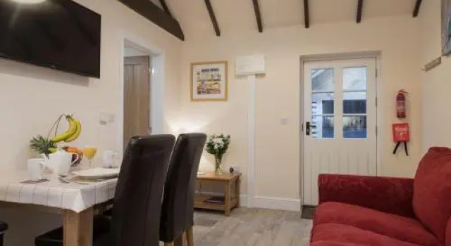 Kingfisher Cottage