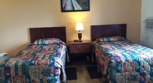 Carleton Motel & Coffee Shop