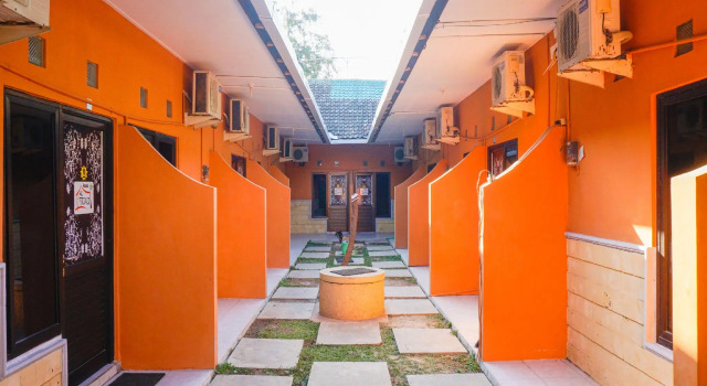 OYO 1594 Al Firdausi Residence