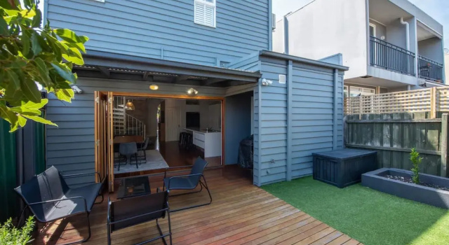 Коттедж Renovated 3 Bedroom Family Home in Richmond With Parking
