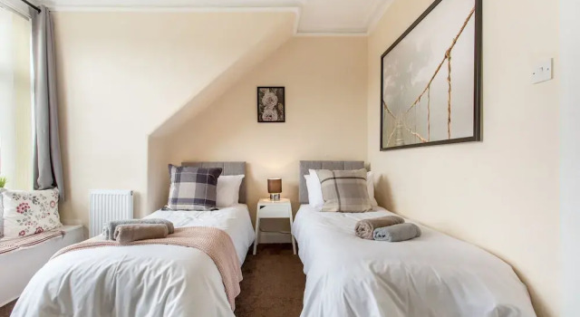 Lomond Serviced Apartments-Hydro House, Забронировать Апартаменты/квартира Отели Glasgow & The Clyde Valley с парковкой, Парковка