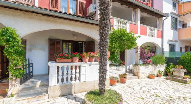 Apartments Belsa, Забронировать Апартаменты/квартира Ровинь Rovinj Riviera, рядом с Пристань для яхт Ровиня
