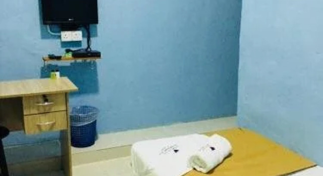 Dolphin Bajet Hotel