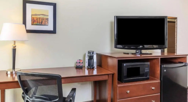 Двухместный люкс c 1 комнатой La Quinta by Wyndham Las Vegas Airport South