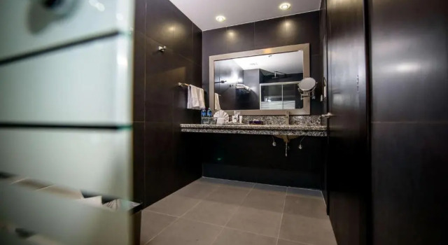 Номер Standard Wyndham Manta Sail Plaza Hotel and Convention Center