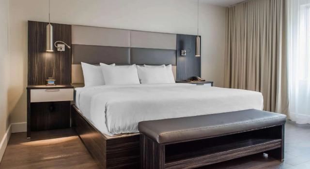 Двухместный номер Standard Les Suites Victoria, an Ascend Collection Hotel