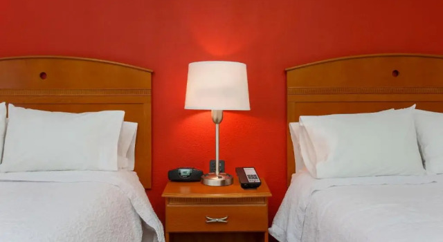 Четырёхместный номер Standard Hampton Inn Dayton/Fairborn