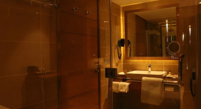 Двухместный номер Standard с видом на бассейн Ramada by Wyndham Darjeeling Gandhi Road