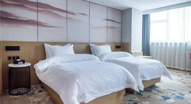 Jinjiang Metropolo Xuzhou Feng County Jinjiang Building, Prenota Hotel Hotel a Jiangsu con parcheggio, Parcheggio