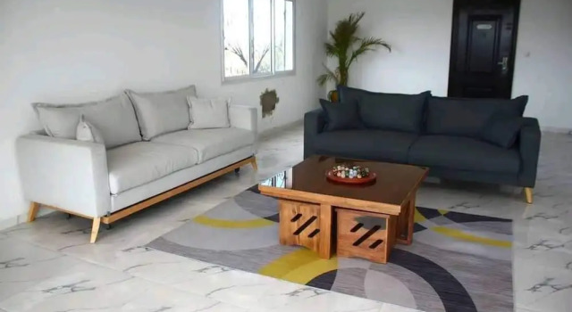 Room in Villa - Comfortable and Welcoming Suite With Terrace Overlooking the Lake, Réserver Villa Talata-maty Analamanga