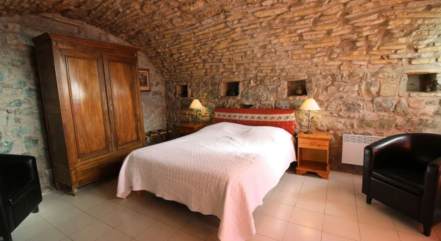 Семейный номер Standard Logis Hôtel Restaurant Gîte La Bastide du Vébron
