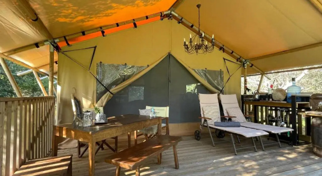 Тент GIFFORD private Island GLAMPING boat ride included