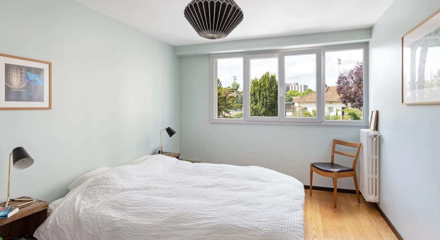 Bright and Modern Apt With Patio in Paris 18th!, Забронировать Апартаменты/квартира Париж Иль-де-Франс, рядом с Порт де Клиньянкур