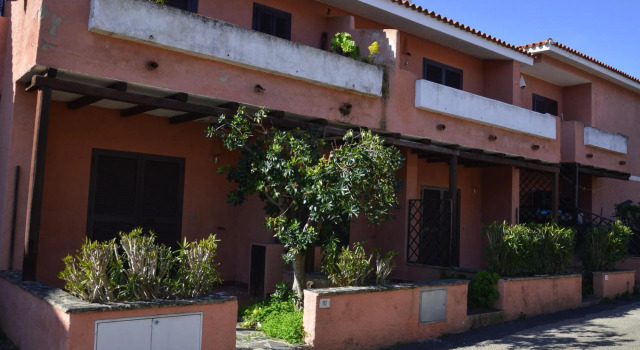 Apartment in Cannigione with garden, Book Lejlighed Cannigione Emerald Coast