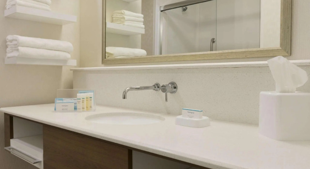 Двухместный номер Standard Hampton Inn & Suites Niles/Warren, OH