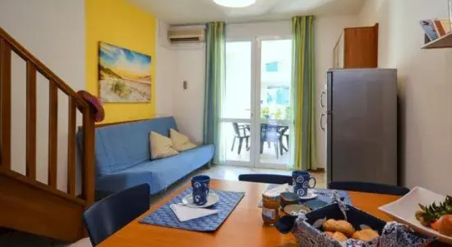 Three Room House in a Prestigious Village, Забронировать Отель Отели Бибионе-Пинеда 3 звезды, 3*