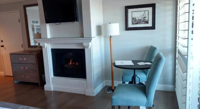 Четырёхместный номер Superior 456 Embarcadero Inn & Suites