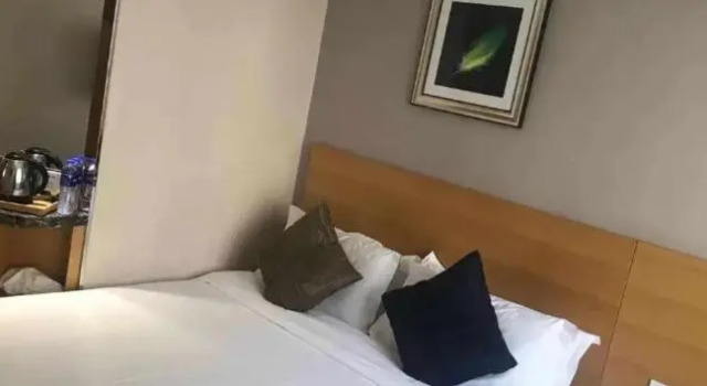 Mercure Hotel Feitian (Lanzhou Railway Station Subway Station), Book Hotel Chengguan 