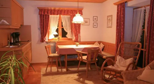 Gästehaus Gschwendtner - Chiemgau Karte, Book Hotel Inzell Chiemgau