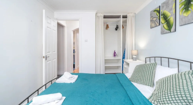Апартаменты Comfort Crawley Pet Friendly 1-Bedroom Apartment