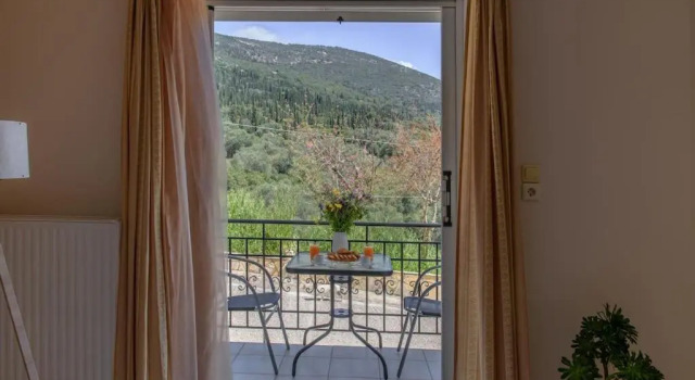 Апартаменты Panos Apartment