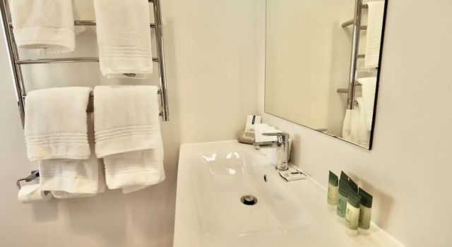 Семейные апартаменты с 2 комнатами BKs Pohutukawa Lodge