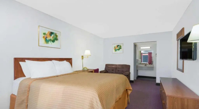 Номер Standard Days Inn by Wyndham Mt. Sterling