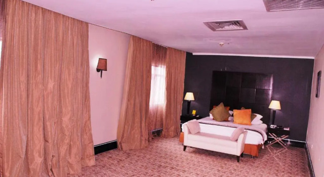 Полулюкс Deluxe Best Western Premier Port Harcourt Hotel