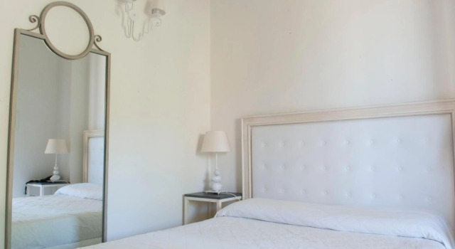 Hotel Mea - Aeolian Charme, Забронировать Отель Каннето Липари