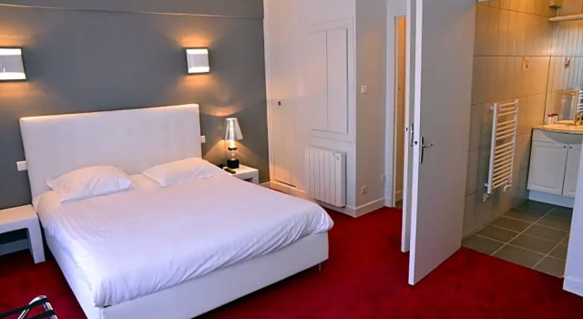 Номер Standard Square Hôtel