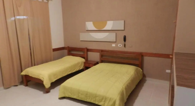 Eduardos Park Hotel - Proximo ao Animália, Забронировать Отель Отели Котия с парковкой, Парковка