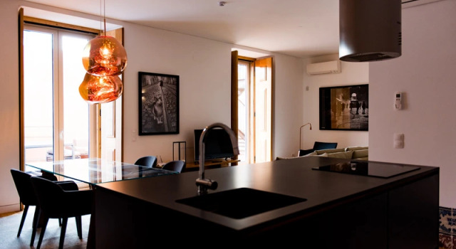 Апартаменты c 1 комнатой с балконом Flora Chiado Apartments