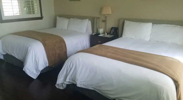 Malibu Country Inn, Buchen Sie Hotel Malibu Los Angeles Beach Cities