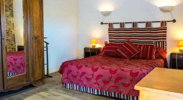 Четырёхместный номер Comfort Domaine Mas Bazan