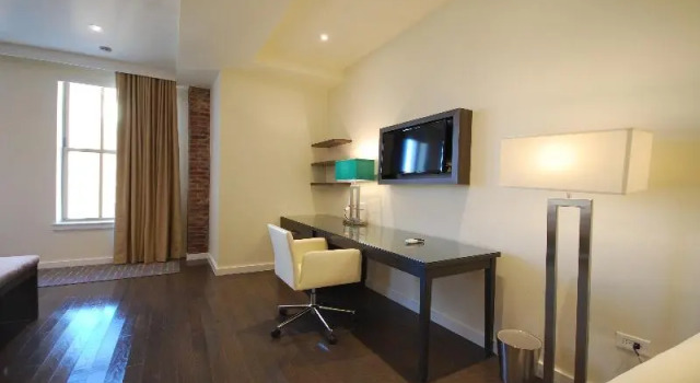 Номер Standard Hotel Indigo Newark Downtown